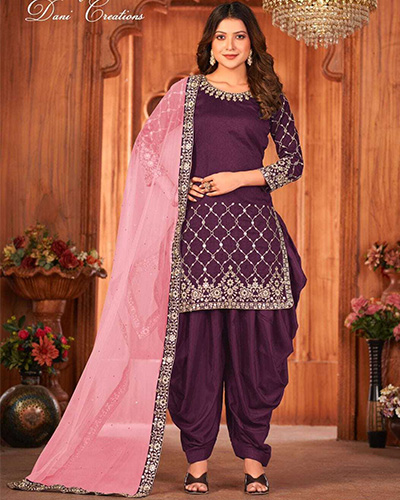 Casual Wear Ladies Patiala Salwar Kameez Suit at Rs 3500/set in New Delhi |  ID: 21697336948